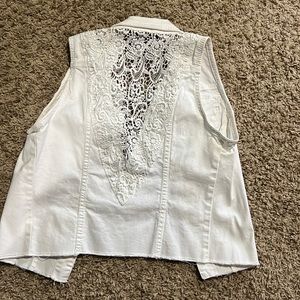 White Jean, lace back vest